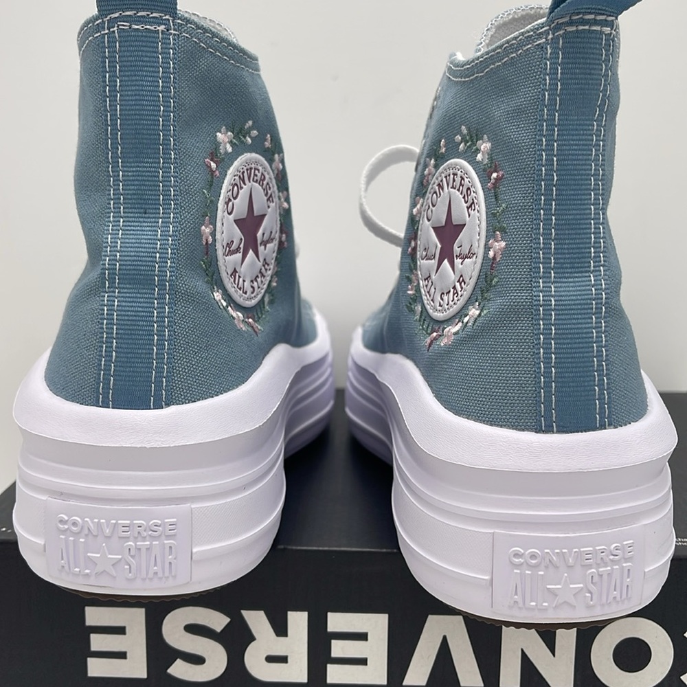 Vans WMNS A07237C
CTAS MOVE HI COCOON BLUE/WHITE Platforms Sneakers Chuck Taylor - Picture 13 of 16